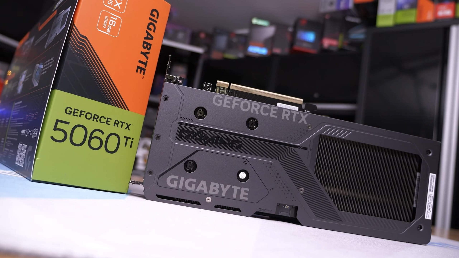 مقایسه RX 9060 XT و RTX 5060