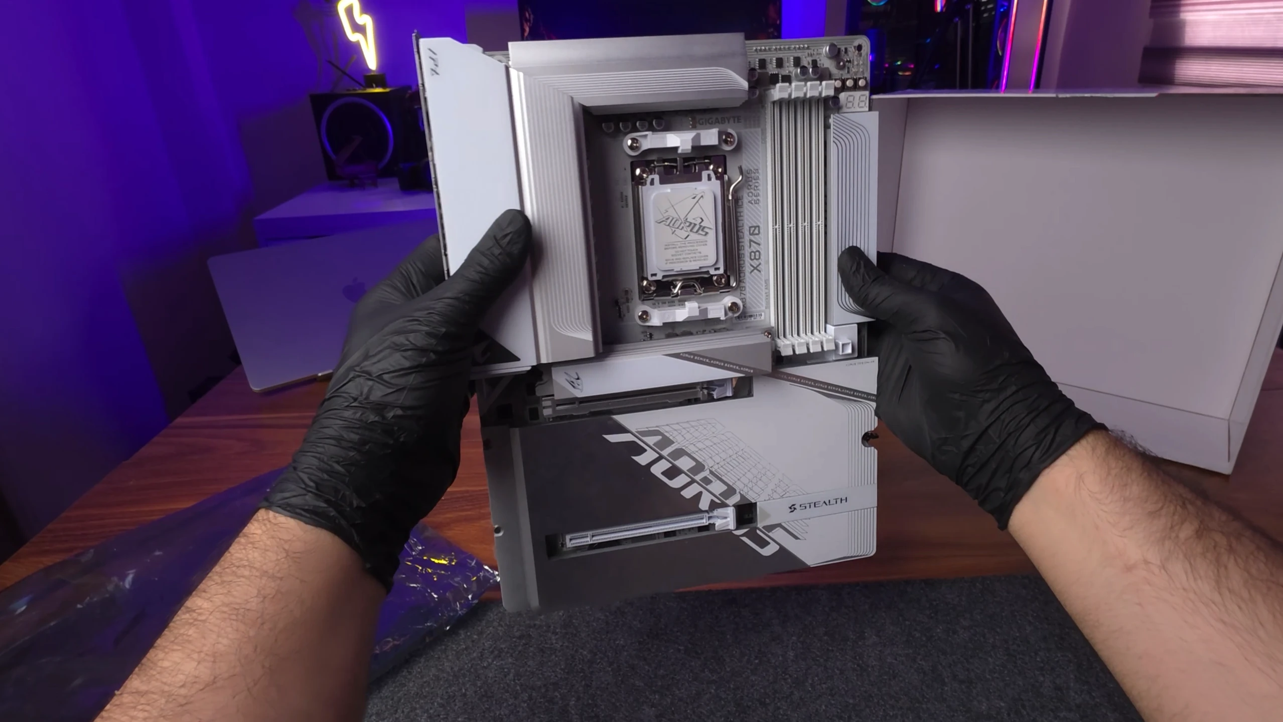X870 STEALTH ICE