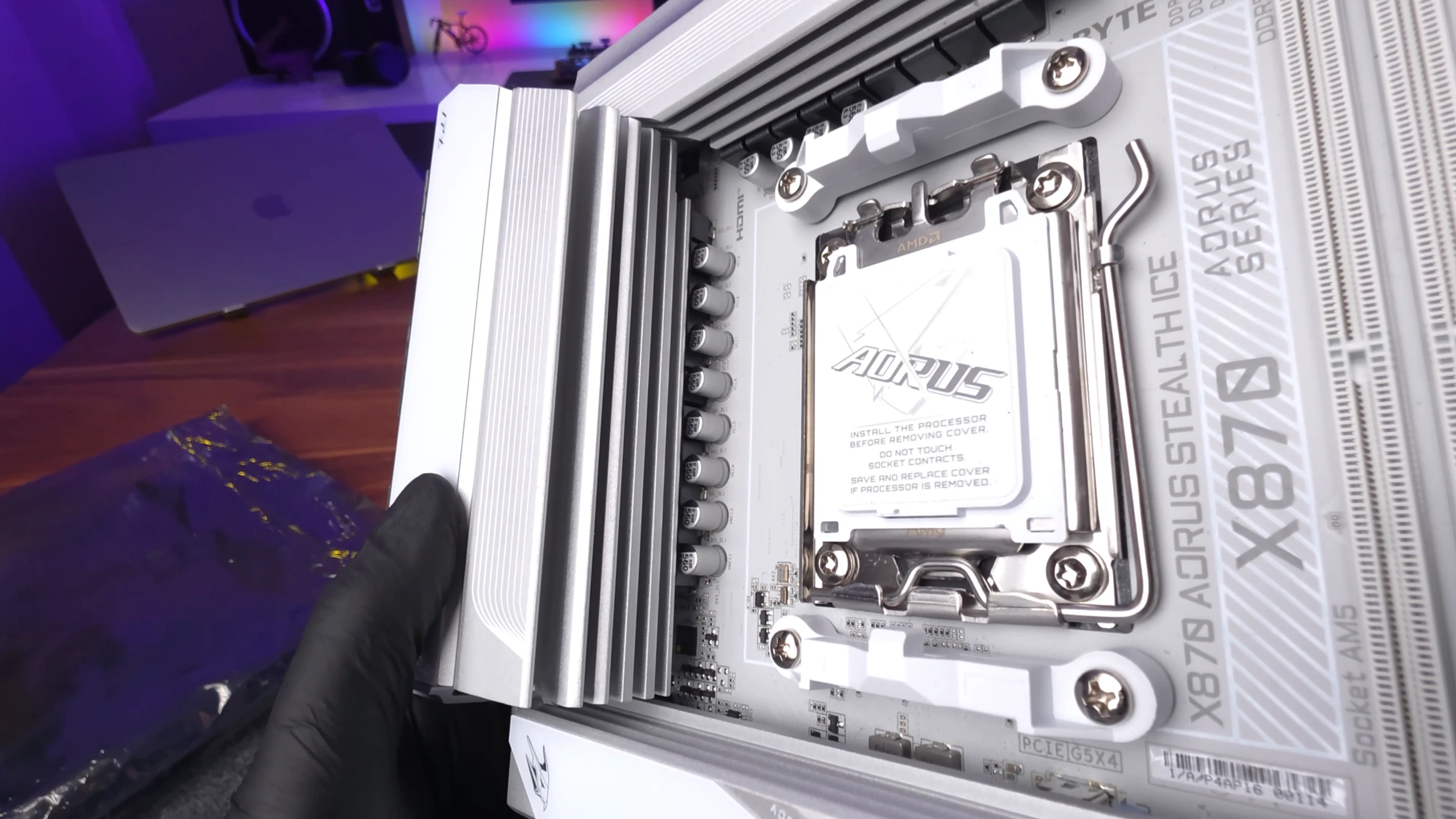 X870 STEALTH ICE VRM