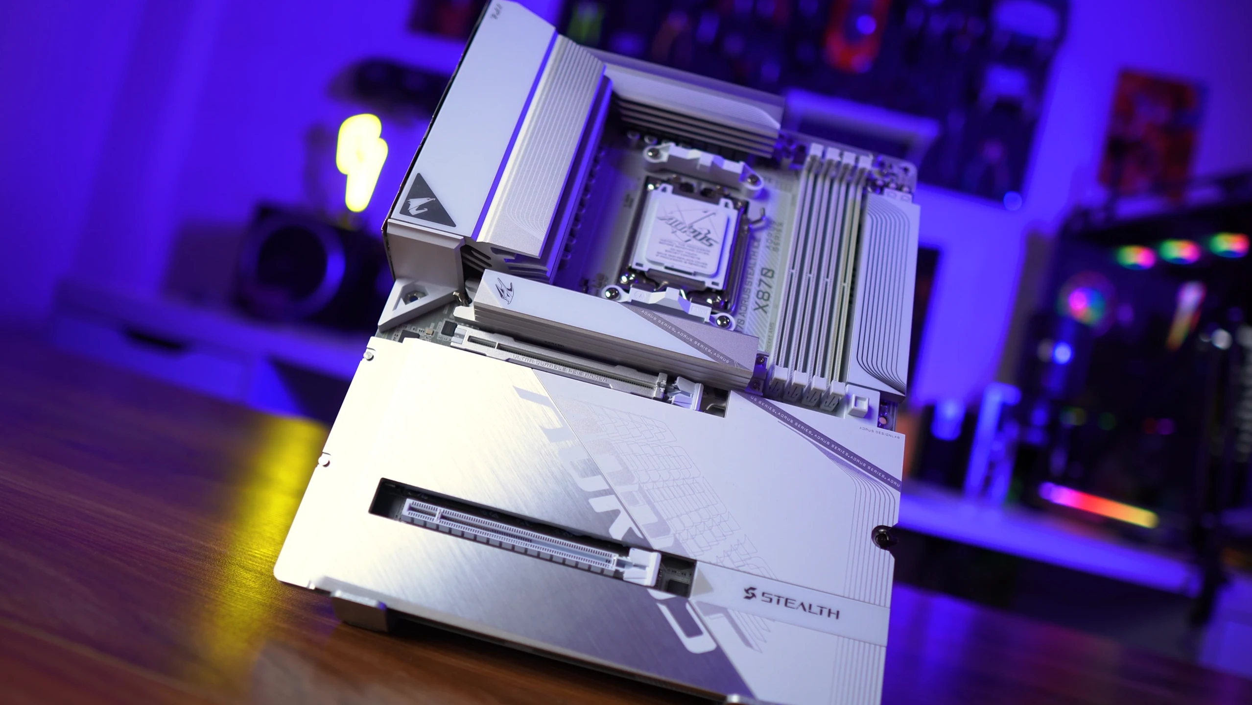 X870 STEALTH ICE
